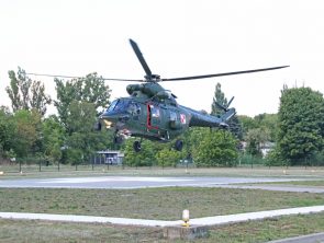 Przylot śmigłowca W3 Sokół z Grupy Poszukiwawczo-Ratowniczej Polskich Sił Powietrznych