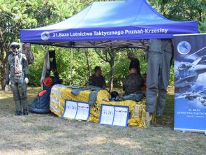 Stoisko 31. Bazy Lotnictwa Taktycznego z Krzesin